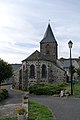 Vue extérieure de l'église Saint-Cyr-et-Sainte-Juliette.