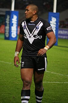 Pritchard playing for the Kiwis in 2013 Franky Pritchard.JPG