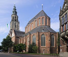 De Martinikerk en de Martinitoren vanuit het oosten (2016)