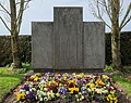 Gefallenendenkmal, geschaffen von Roland Martin