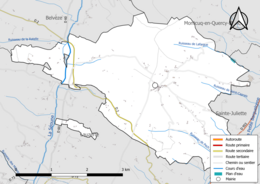 Carte en couleur présentant le réseau hydrographique de la commune