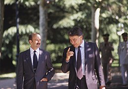 President Carlos Salinas de Gortari and Prime Minister Felipe González in Madrid, 1989.