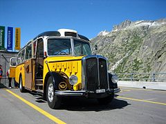 Postauto oldtimer Grimsel.jpg