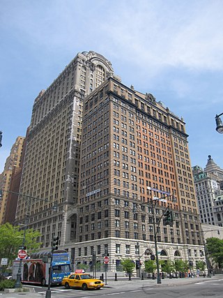 <span class="mw-page-title-main">Whitehall Building</span> Mixed-use building in Manhattan, New York