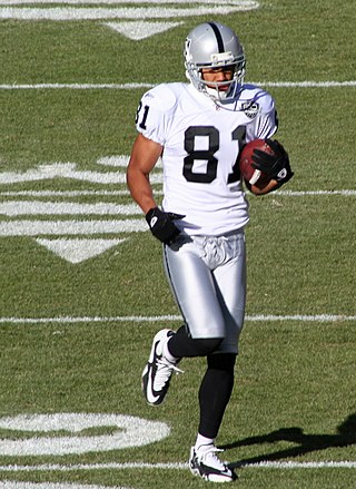 <span class="mw-page-title-main">Chaz Schilens</span> American gridiron football player (born 1985)