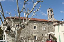 Eglise à Verquières.JPG