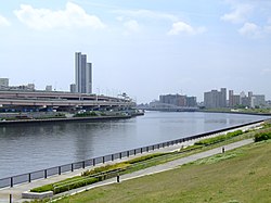 Pandangan Sungai Sumida dari Jambatan Suijin, Arakawa