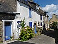 Une rue du bourg : le chemin de Penera.