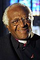 Desmond Tutu in februari 2004 geboren op 7 oktober 1931