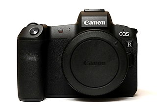 <span class="mw-page-title-main">Canon EOS R</span> Full-frame mirrorless interchangeable-lens camera