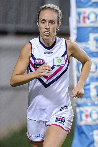 <span class="mw-page-title-main">Lisa Webb</span> Australian rules footballer and coach (born 1984)