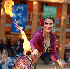 Un grand classique mais quand la maîtresse du feu est charmante cela ne gâte rien !