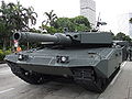 Leopard 2A4 do Exército de Singapura equipado com um canhão de 120 mm da Rheinmetall.