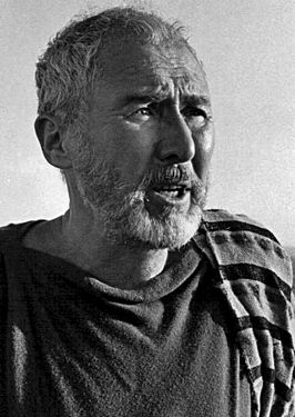 Anthony Quayle (1976)