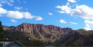 <span class="mw-page-title-main">Oak Flat (Arizona)</span> Federally-protected Native American sacred land