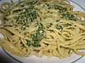 Fettucine dengan pesto