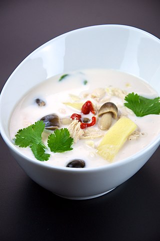 <span class="mw-page-title-main">Tom kha kai</span> Thai coconut milk and chicken soup