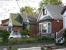 Houses in Oakridge Oakridge, Toronto.JPG