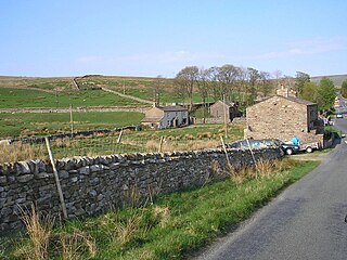 <span class="mw-page-title-main">Garsdale Head</span> Landform watershed in Northern England