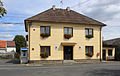 Čeština: Obecní úřad v Hlohovčicích English: Municipal office in Hlohovčice, Czech Republic.