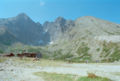 Blick von der Seilbahnstation Skalnaté pleso (Steinbachsee) zum Gipfel