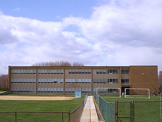 <span class="mw-page-title-main">Mater Dei High School (New Jersey)</span> Catholic school in Monmouth County, New Jersey, US