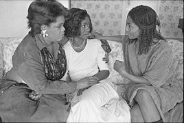 Oprah Winfrey, Akosua Busia and Margaret Avery, 1986.jpg