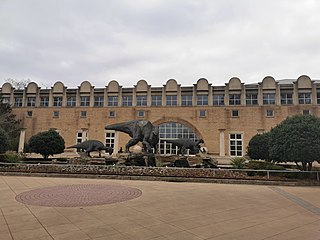 <span class="mw-page-title-main">Fernbank Museum of Natural History</span> Natural history museum in Atlanta, Georgia, USA