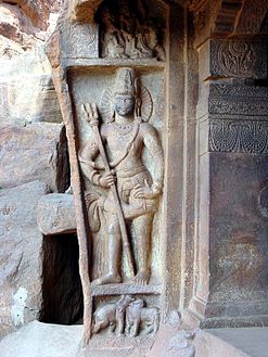 Gardian Shaiva, shpella 1, Badami.