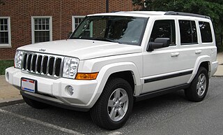 <span class="mw-page-title-main">Jeep Commander (XK)</span> American mid-size SUV