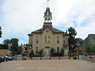 <span class="mw-page-title-main">Newmarket, Ontario</span> Town in Ontario, Canada