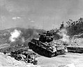 Güney Kore 8. Tümeni'ni destekleyen M4 Sherman ("Napalm Ridge", 11 Mayıs 1952).