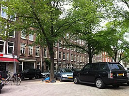 Gebouwd door Bouwonderneming Jordaan, met Louise Went als woningopzichteres