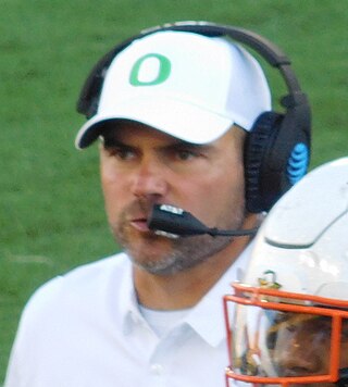 <span class="mw-page-title-main">Mark Helfrich (American football)</span> American football player and coach (born 1973)