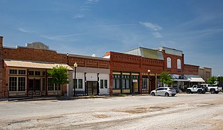 <span class="mw-page-title-main">Palmer, Texas</span> Town in Texas, United States