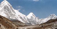 The avalanche is reported to have started between Pumori (Left) and Lingtren (middle peak) Khumbutse to the right Pumori-Lingtren-Khumbutse (cropped).jpg