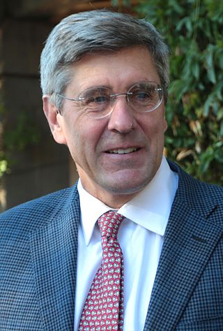 <span class="mw-page-title-main">Stephen Moore (writer)</span> American writer and economic commentator