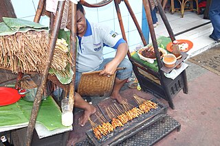 <span class="mw-page-title-main">Madurese cuisine</span> Cuisine of the Madurese people of Indonesia