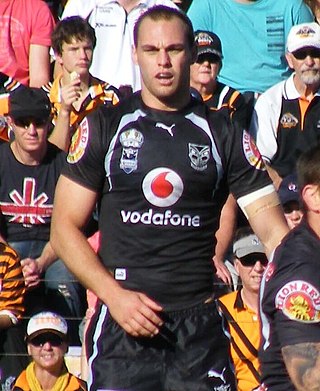 <span class="mw-page-title-main">Simon Mannering</span> New Zealand rugby league footballer