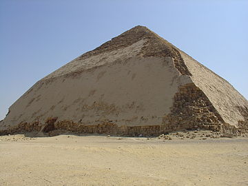 Knikpiramide van Snofroe te Dahshur