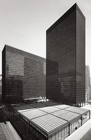 <span class="mw-page-title-main">Everett McKinley Dirksen United States Courthouse</span> Courthouse in Chicago