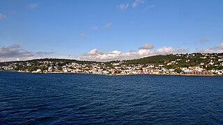 <span class="mw-page-title-main">Drøbak</span> Place in Akershus, Norway