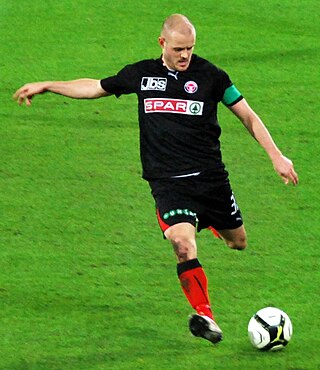 <span class="mw-page-title-main">Kristian Bach Bak</span> Danish footballer (born 1982)