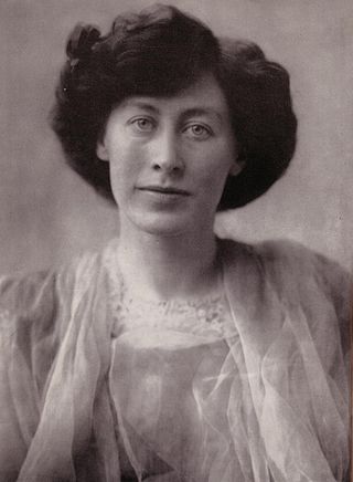 <span class="mw-page-title-main">Olive Custance</span> British poet and writer (1874-1944)