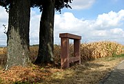 Banc reposoir napoléonien du Second Empire.