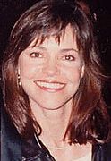 Sally Field 1990 cropped.jpg