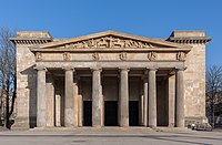 View of the Neue Wache from the street Unter den Linden. Architects Salomo Sachs (architectural design 1806) and Karl Friedrich Schinkel (Adapted design and execution 1816)