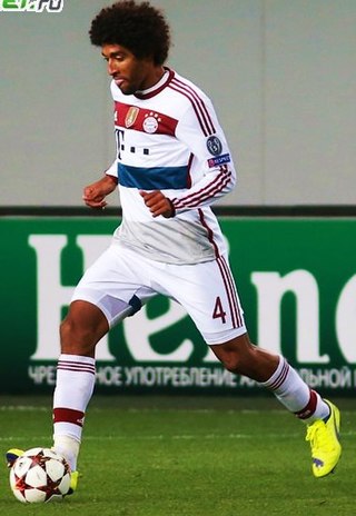 <span class="mw-page-title-main">Dante (footballer)</span> Brazilian footballer (born 1983)