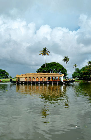 <span class="mw-page-title-main">Kerala backwaters</span> Lagoon network in India