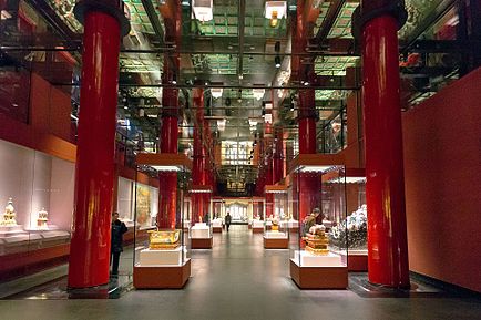 Inside the West Wing of the Meridian Gate